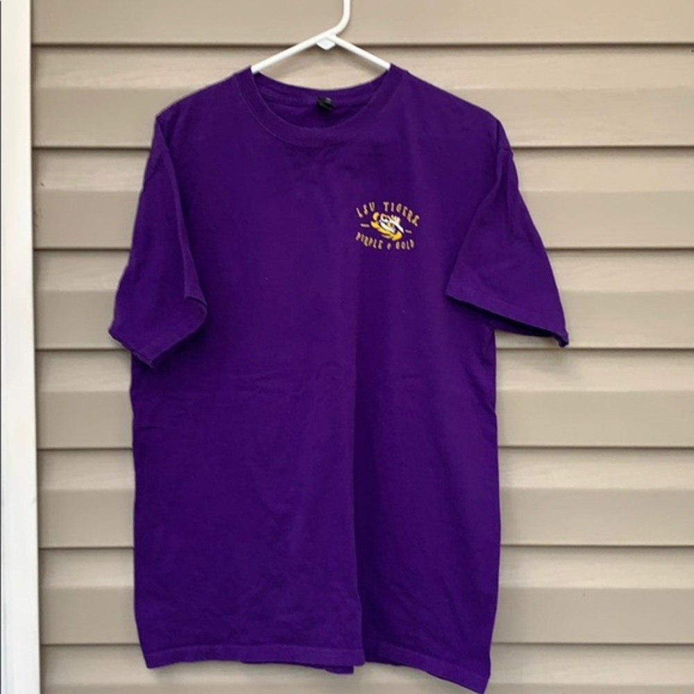 New World LSU Tigers purple short sleeve shirt $5/25